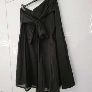 Burberry Black Skirt
